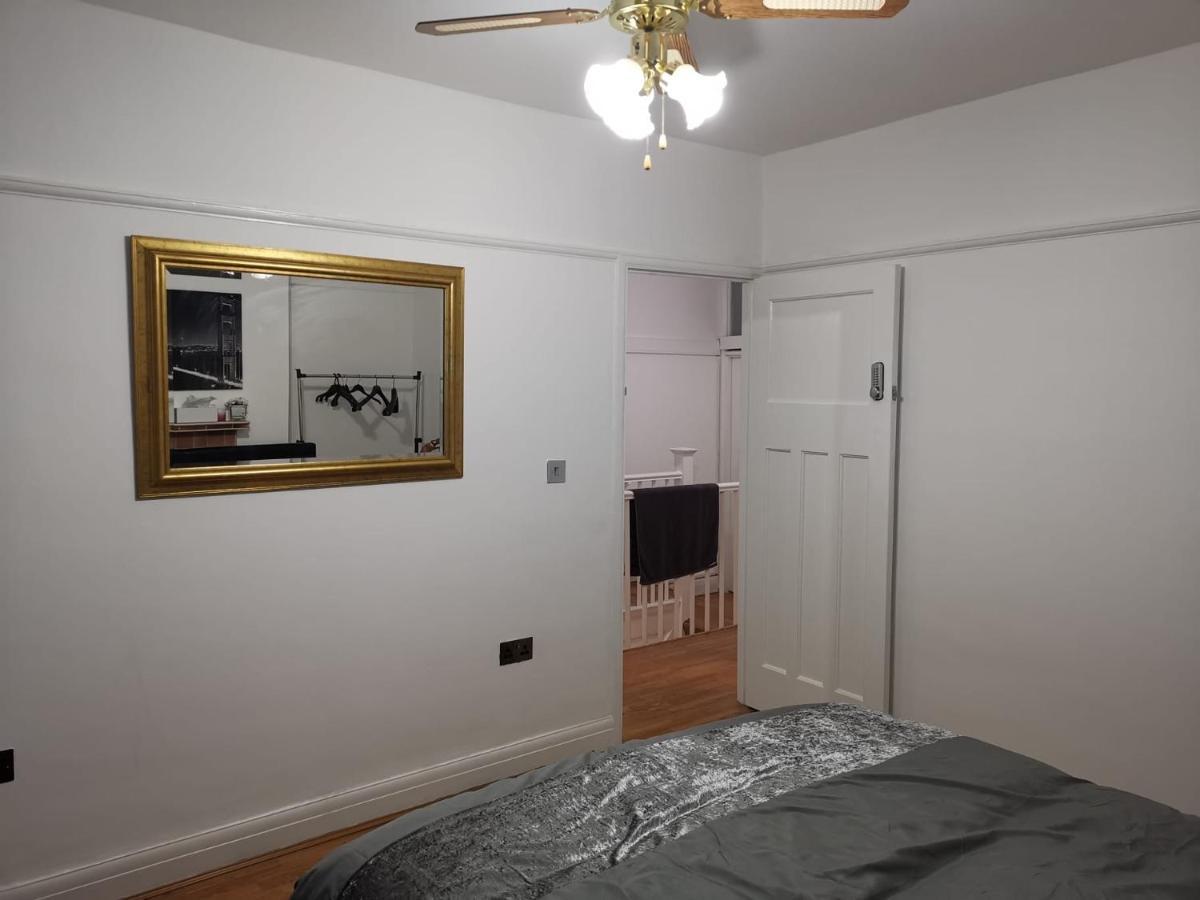 Clarendon House Hotel Luton  Esterno foto