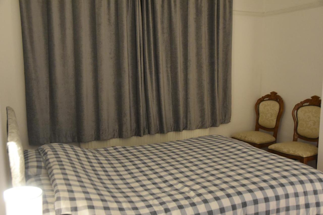 Clarendon House Hotel Luton  Esterno foto