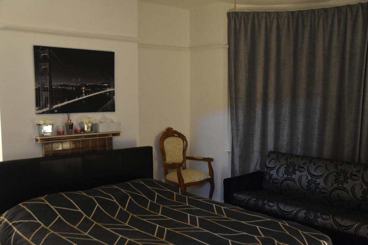 Clarendon House Hotel Luton  Esterno foto